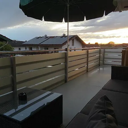 Haus Langweid 아파트 노이보이에른